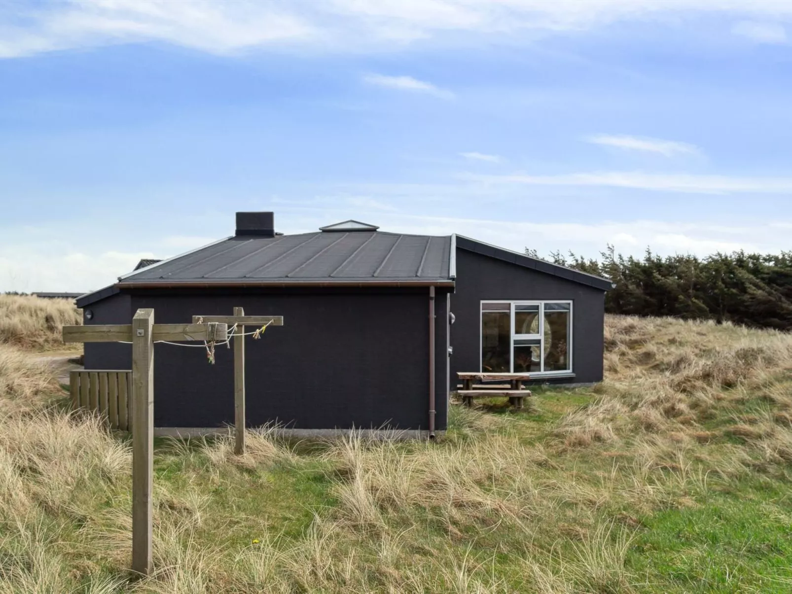 "Dennik" - 100m from the sea-Buiten