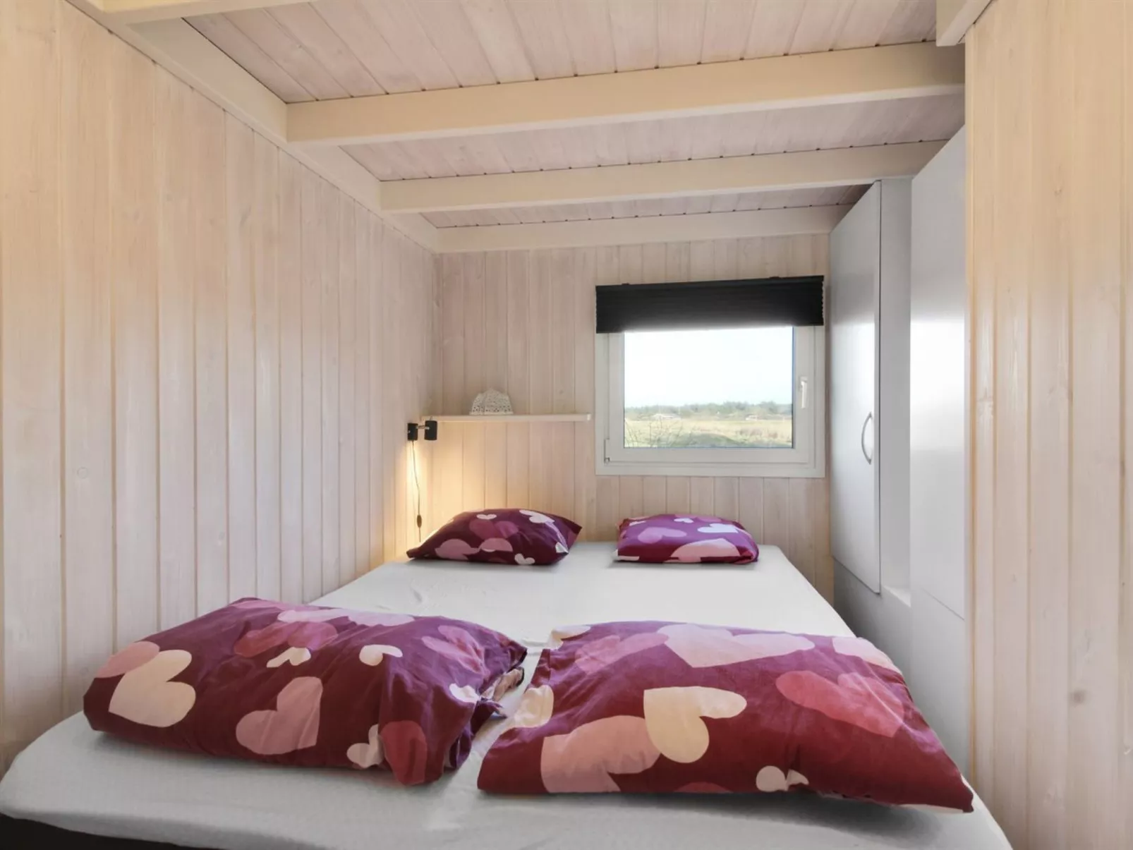 "Tinja" - 700m from the sea-Binnen