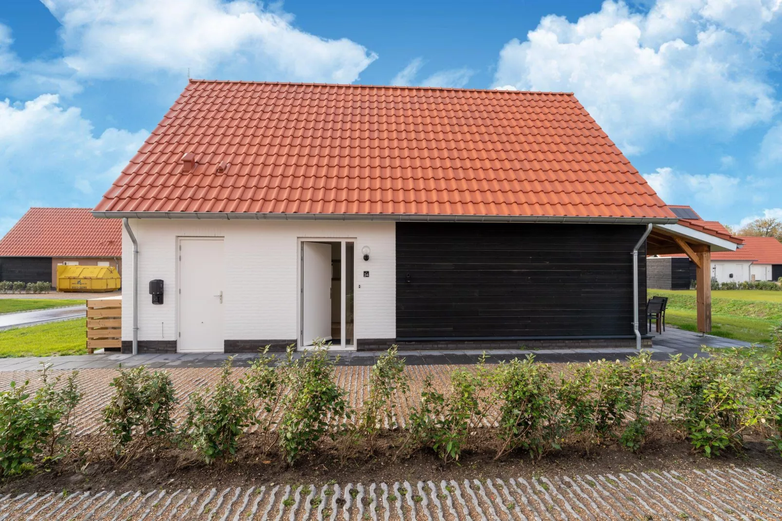 De IJsvogel Huis Nr 24-Tuinen zomer