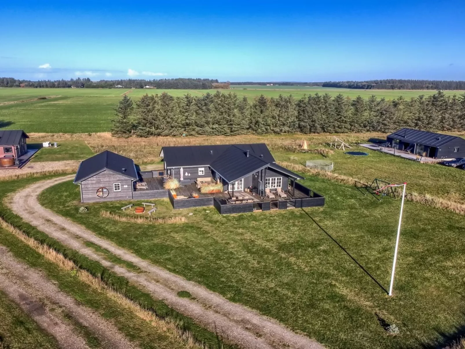 "Taija" - 1.5km from the sea-Buiten