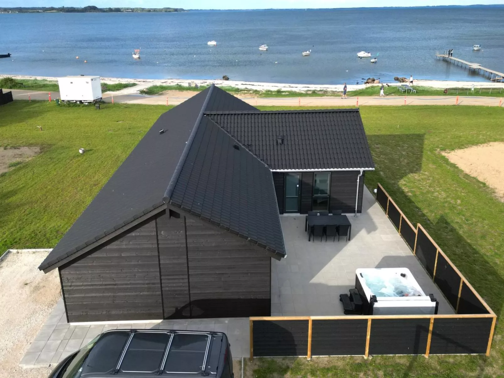 "Eino" - 30m from the sea-Buiten