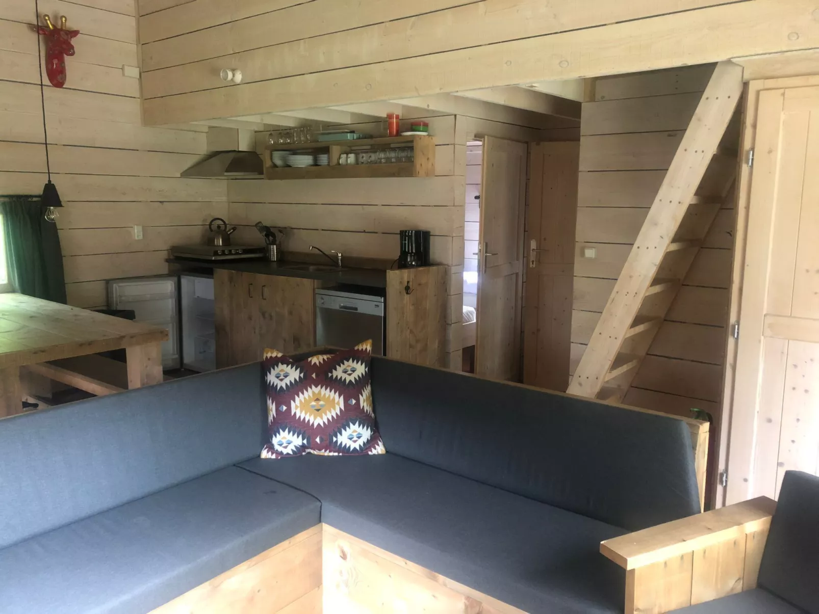 Glamping Lodge 6-Binnen