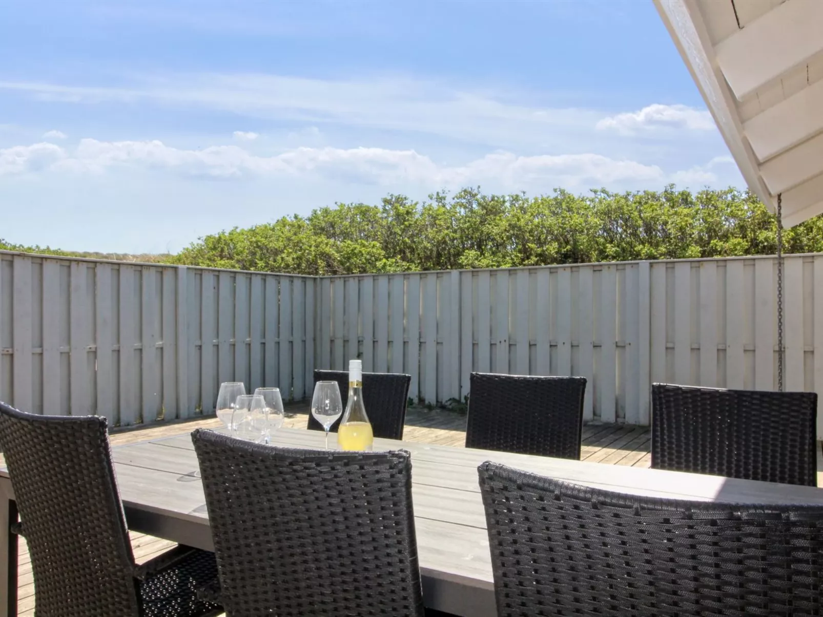 "Anne" - 100m from the sea-Buiten