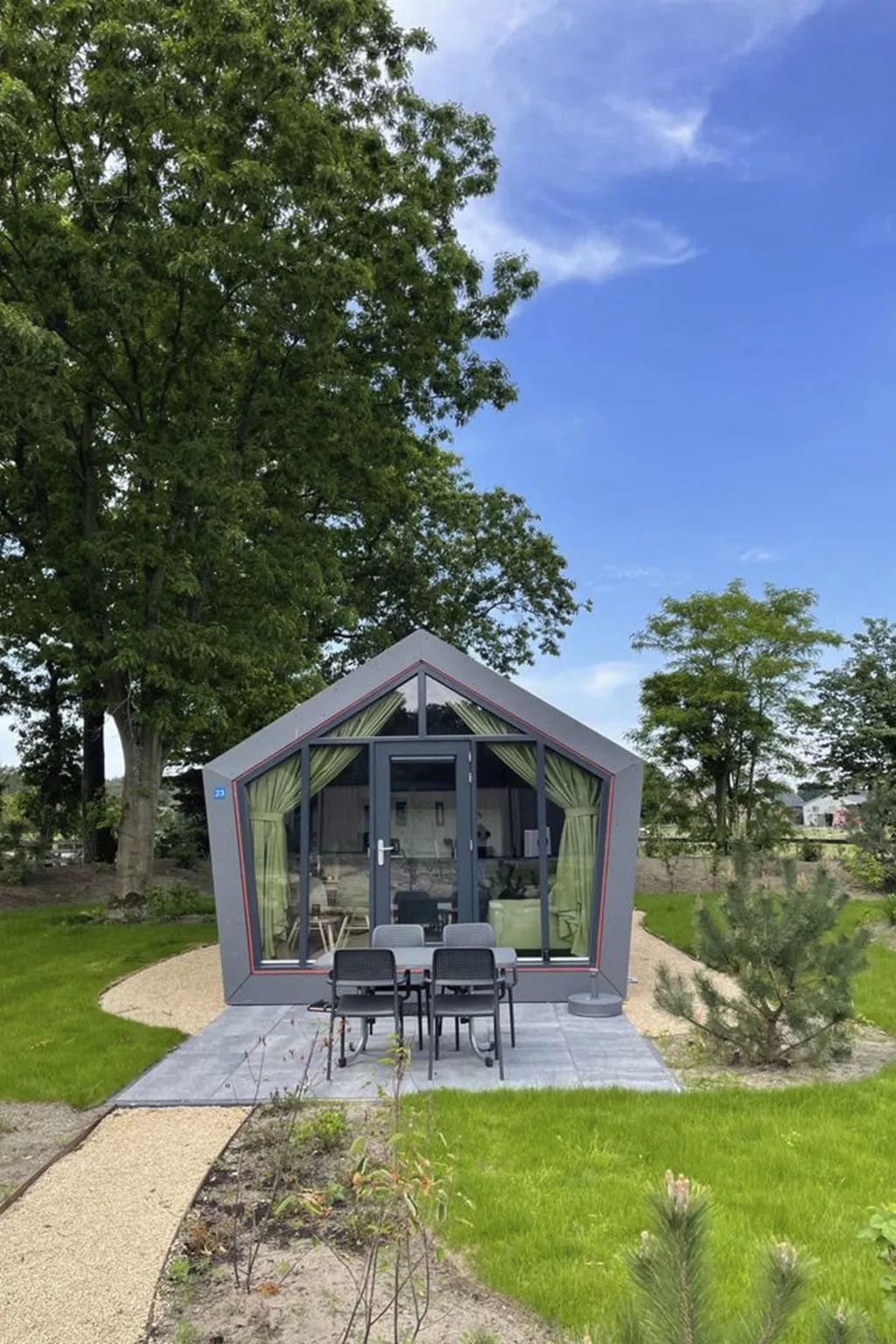 Tiny House Solo Retreat 4-Buiten