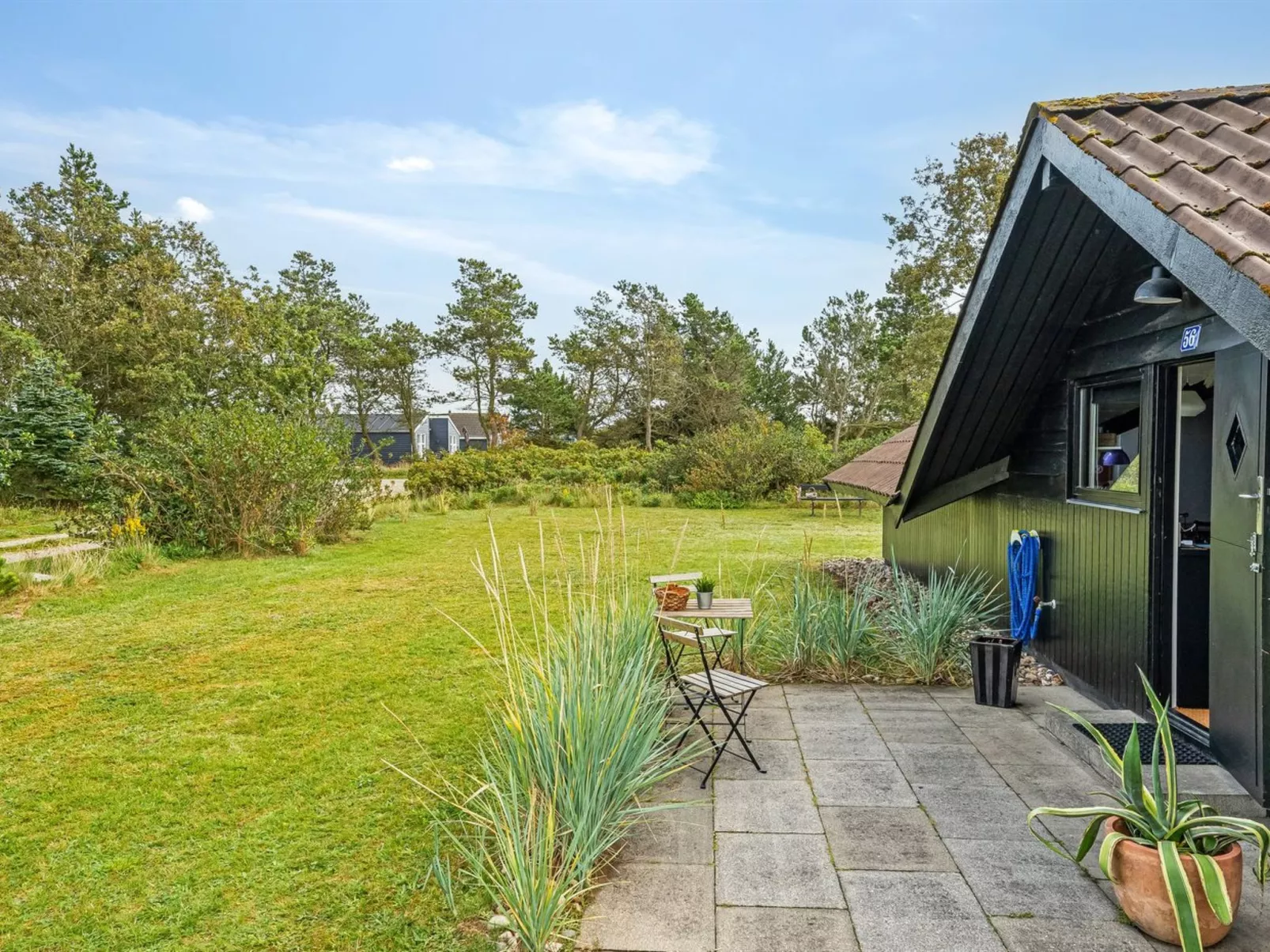 "Raita" - 350m to the inlet-Buiten