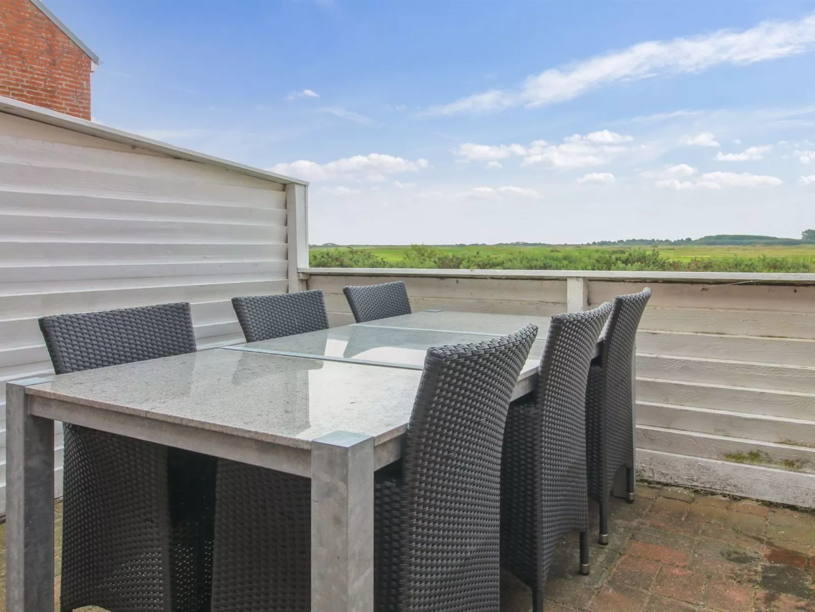 "Terje" - 2.3km from the sea-Buiten