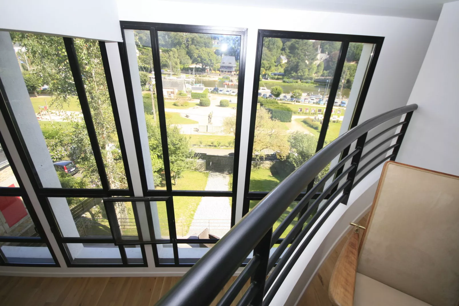 Sur les Quais-Overloop