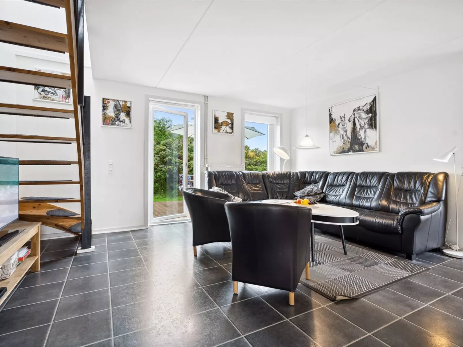 "Edly" - 2.3km from the sea-Binnen