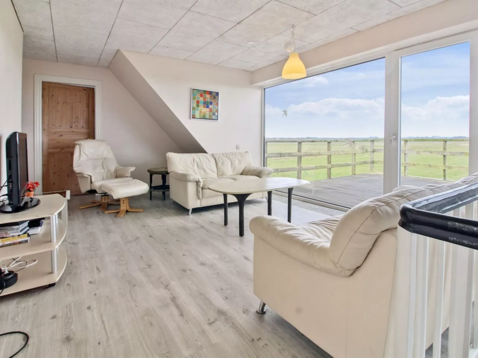 "Ammy" - 7.5km from the sea-Binnen