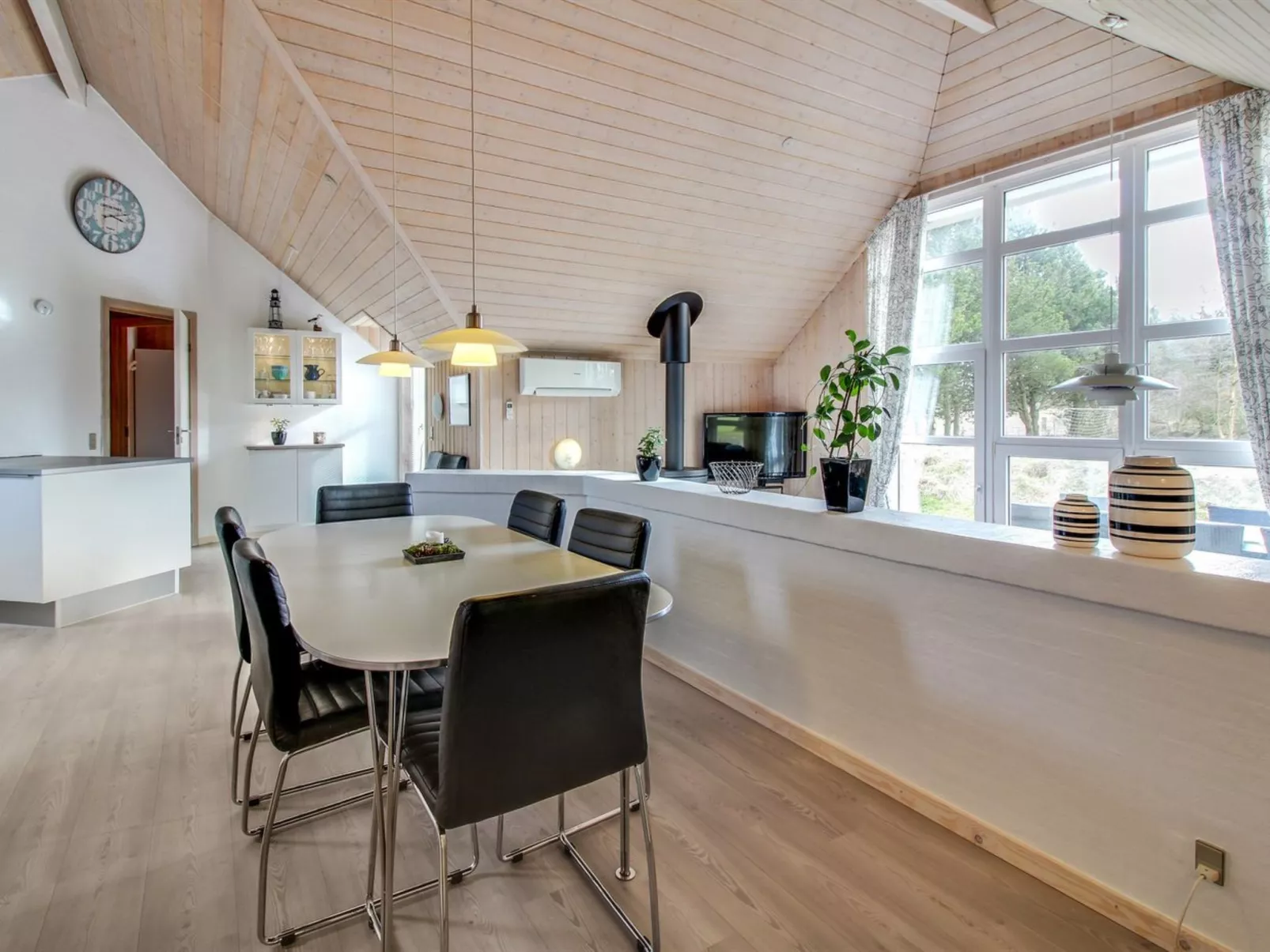 "Annlis" - 4km from the sea-Binnen