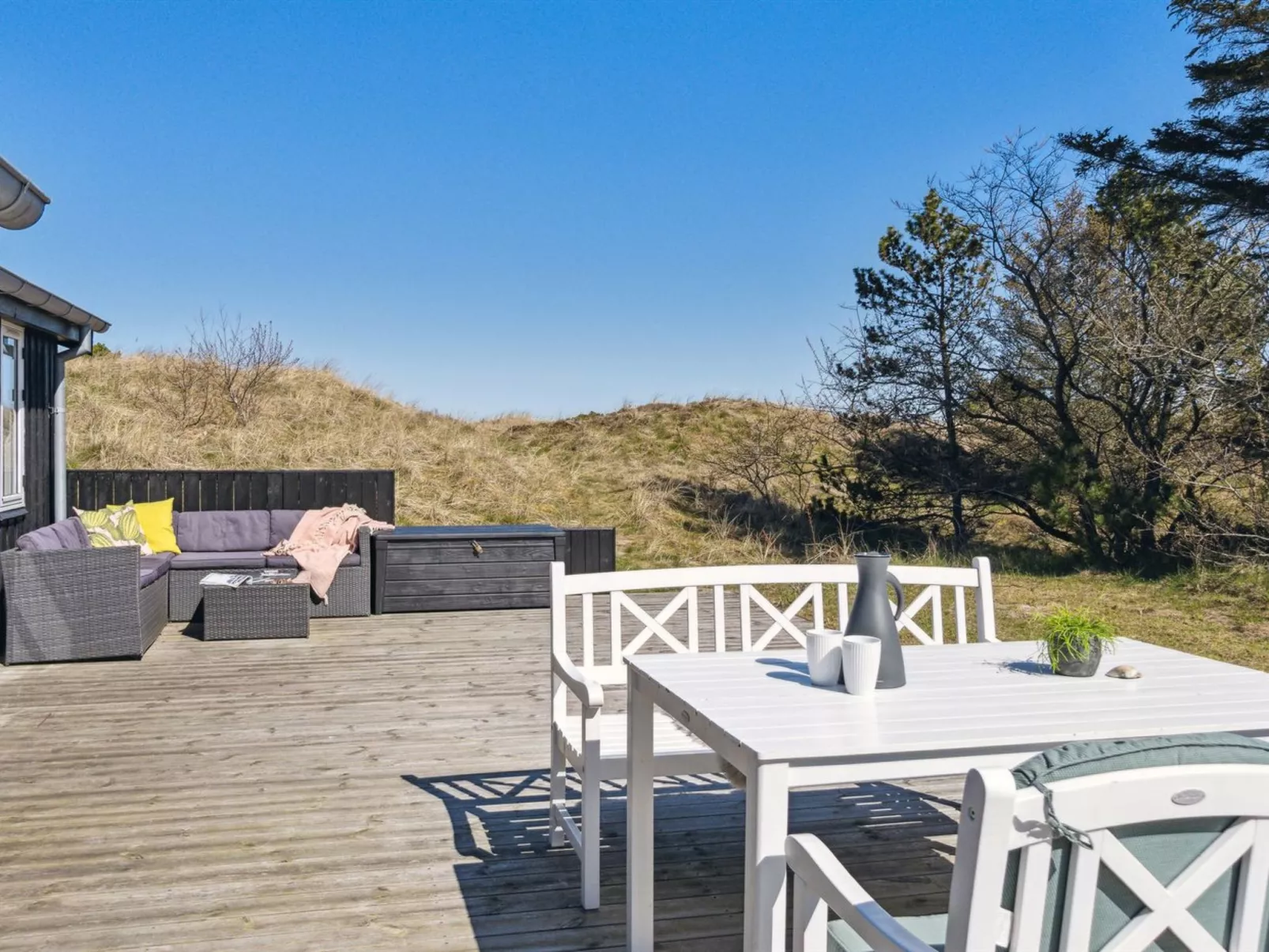 "Barthi" - 1.6km from the sea-Buiten