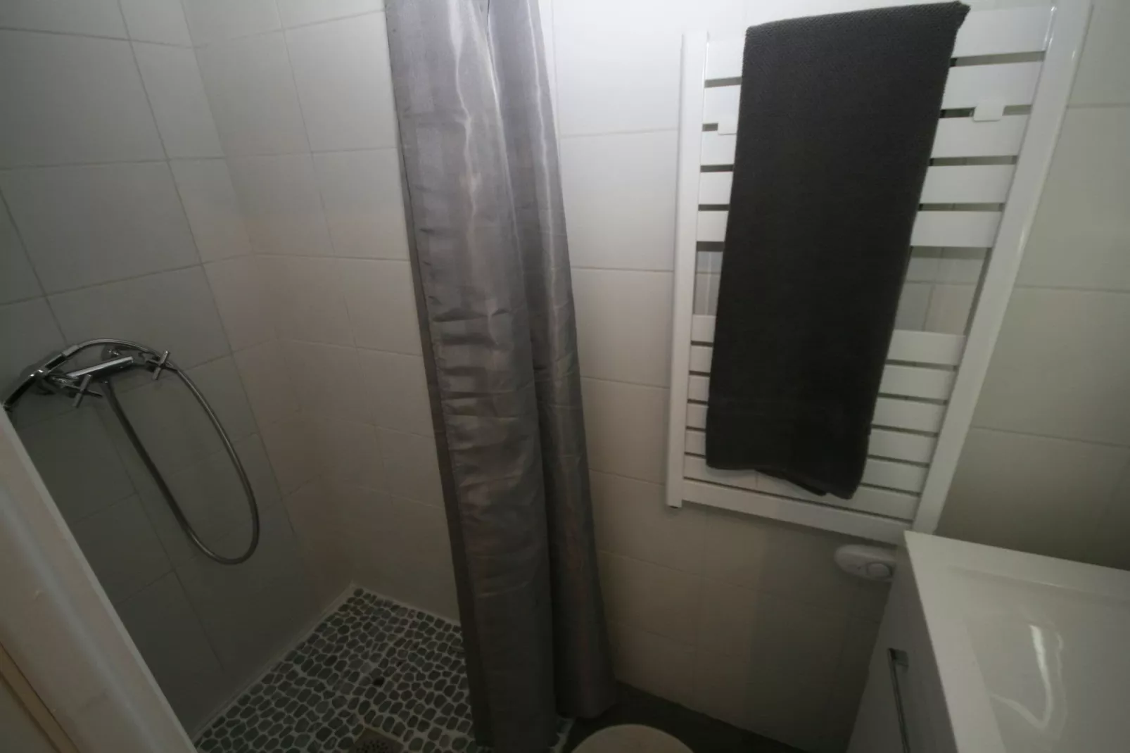 Sur les Quais-Badkamer