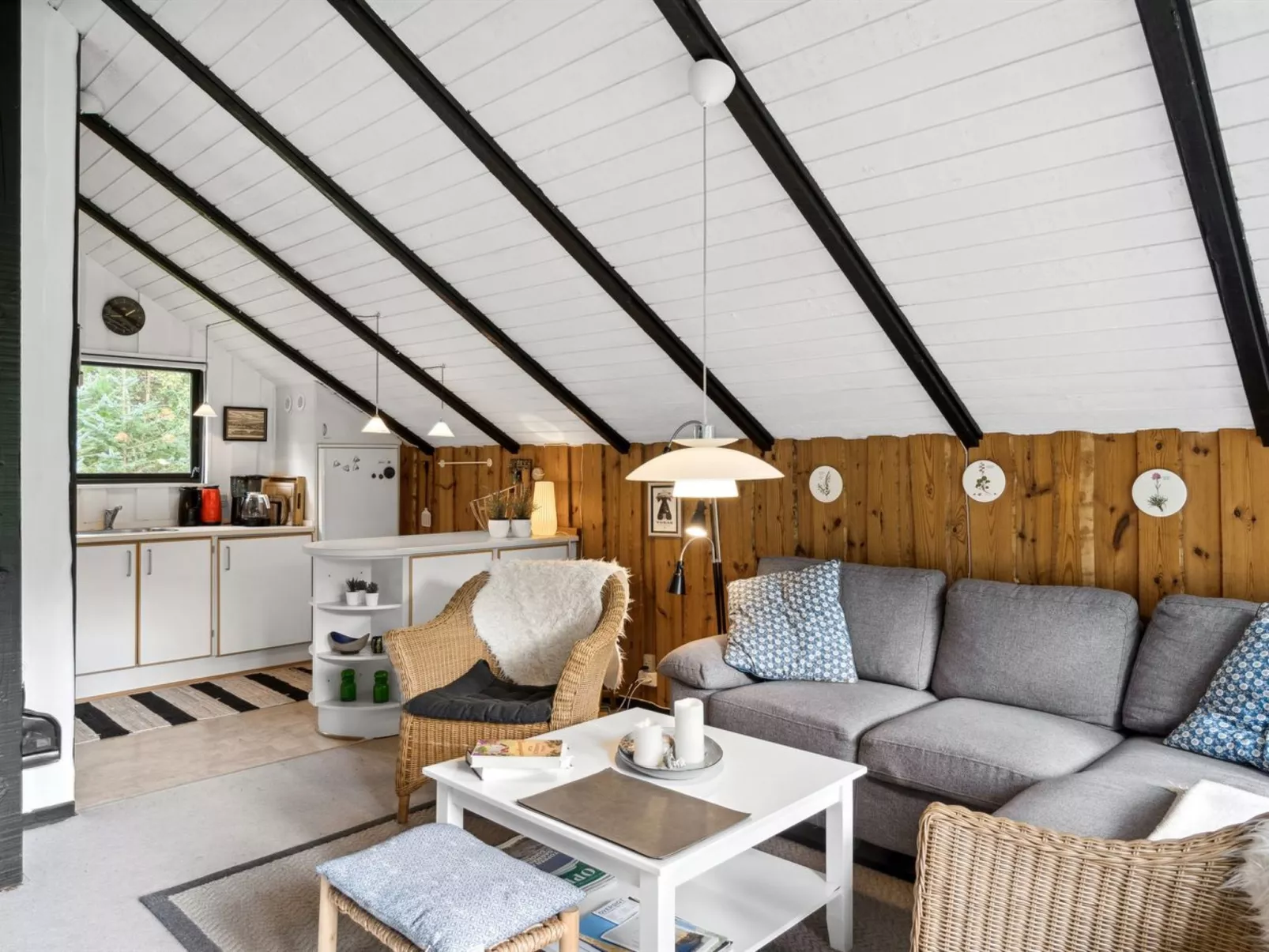 "Tjure" - 900m from the sea-Binnen