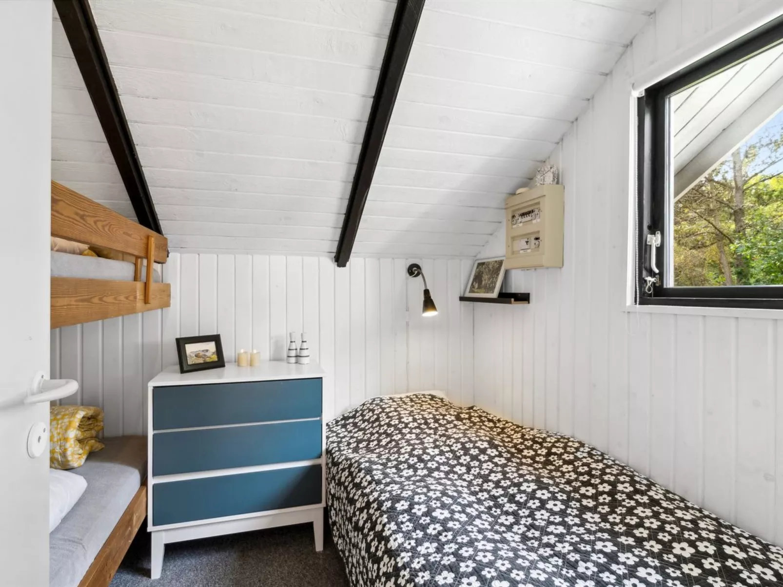 "Tjure" - 900m from the sea-Binnen