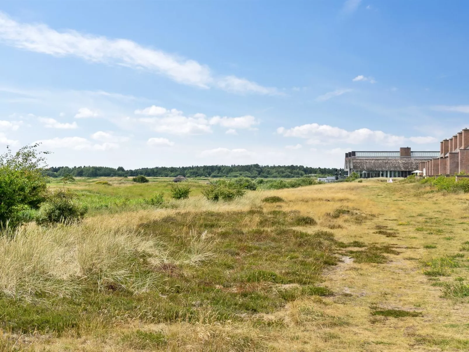 "Ønd" - 2.5km from the sea-Buiten