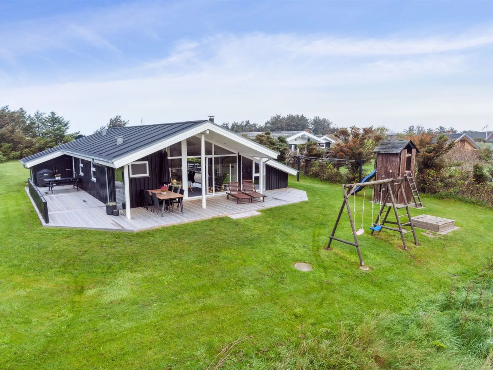 "Herbiorn" - 403m from the sea-Buiten