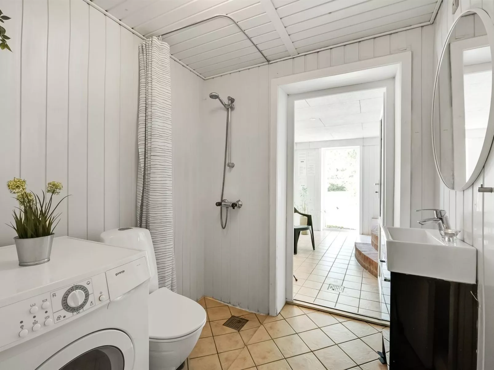 "Jerrit" - 1.4km from the sea-Binnen