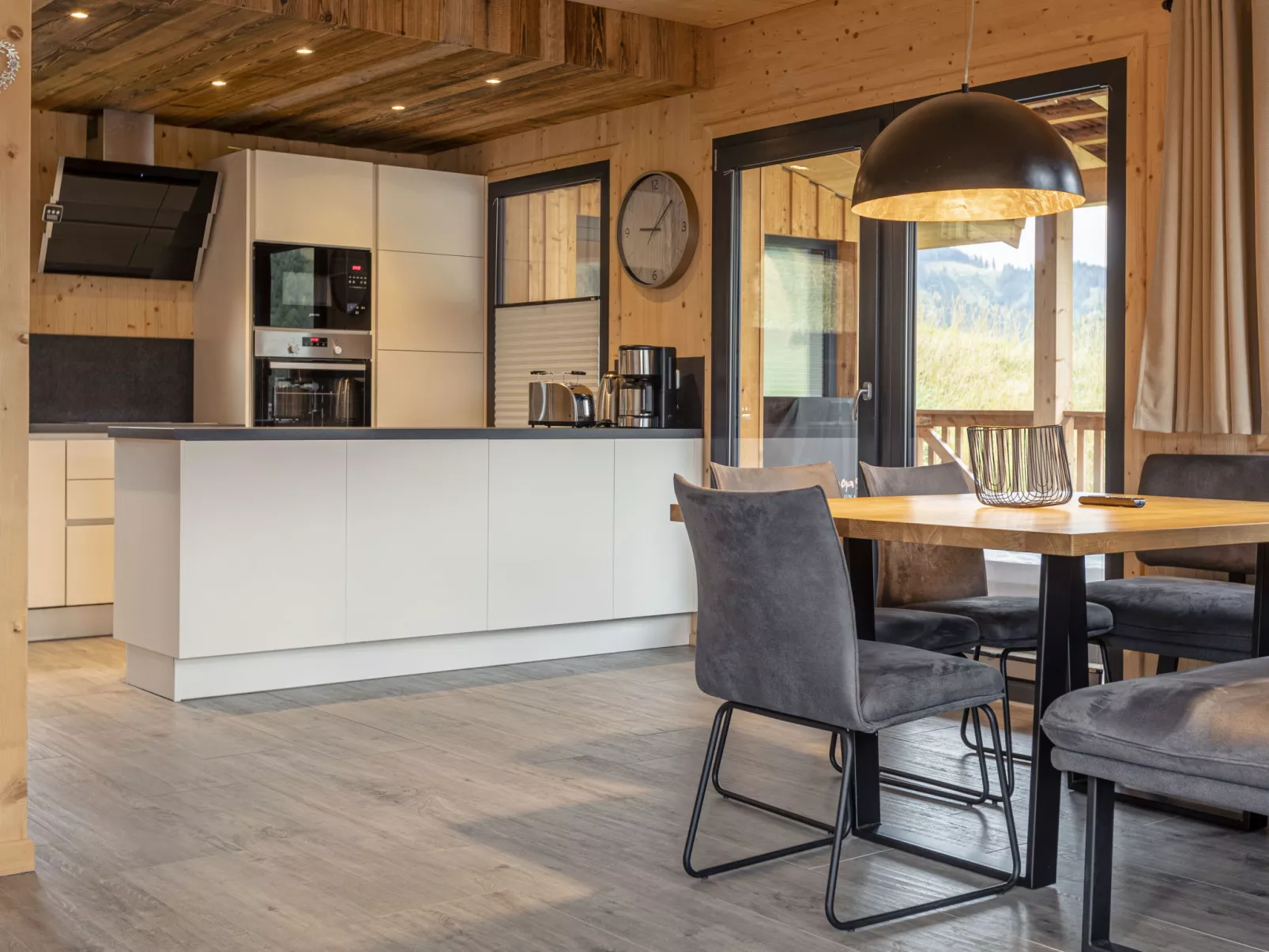 Premium #62 mit Sauna&Sprudelbad-Binnen