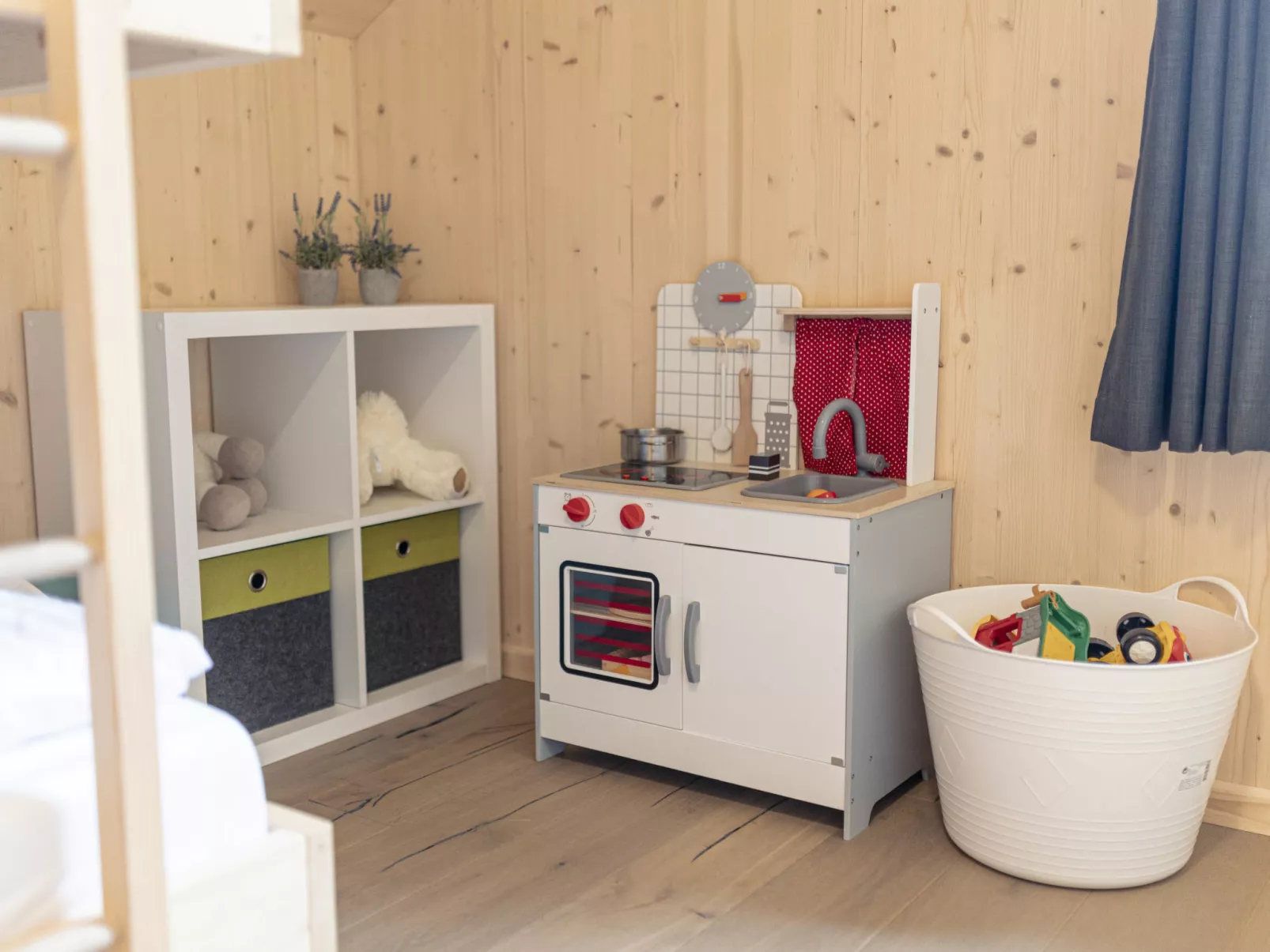 Premium #62 mit Sauna&Sprudelbad-Binnen