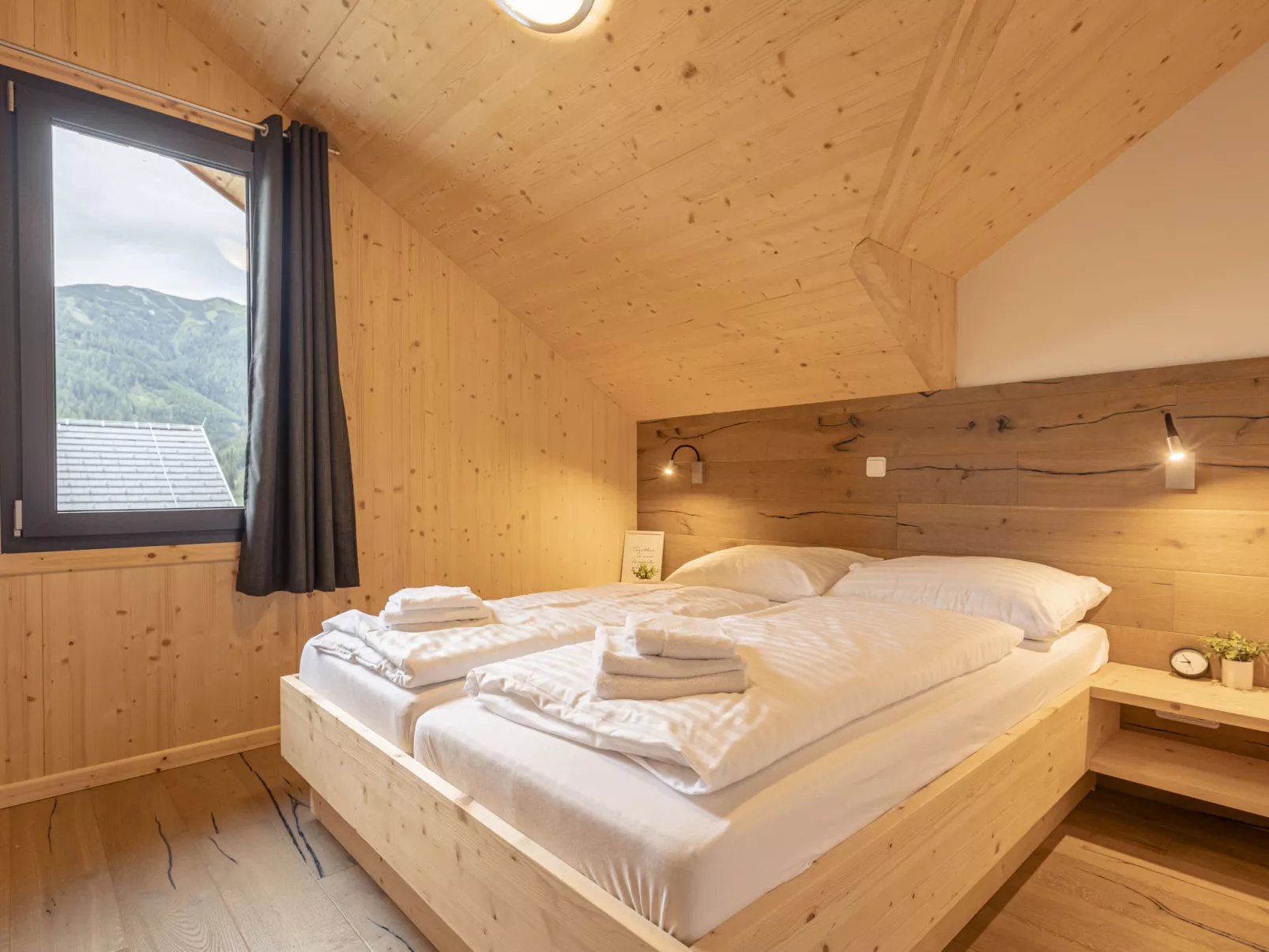 Premium #62 mit Sauna&Sprudelbad-Binnen