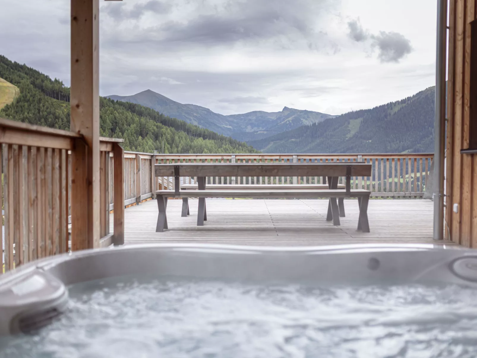 Premium #62 mit Sauna&Sprudelbad-Buiten