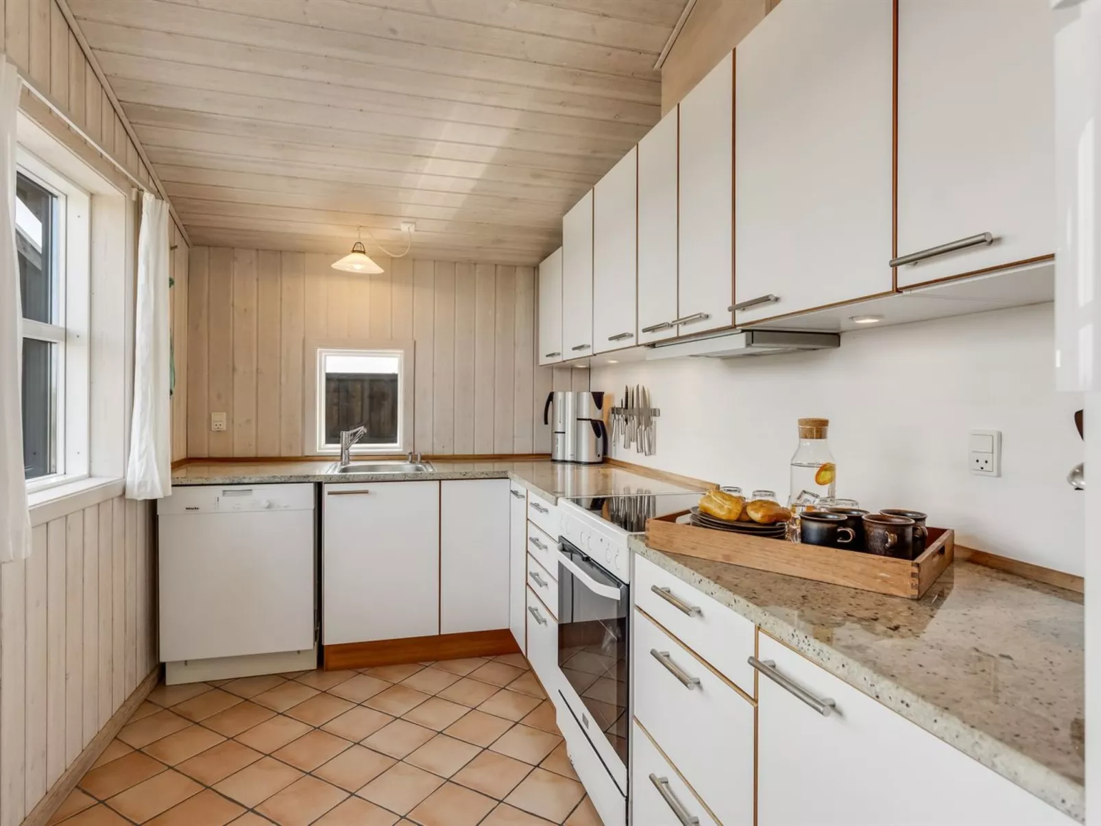 "Benja" - 200m from the sea-Binnen