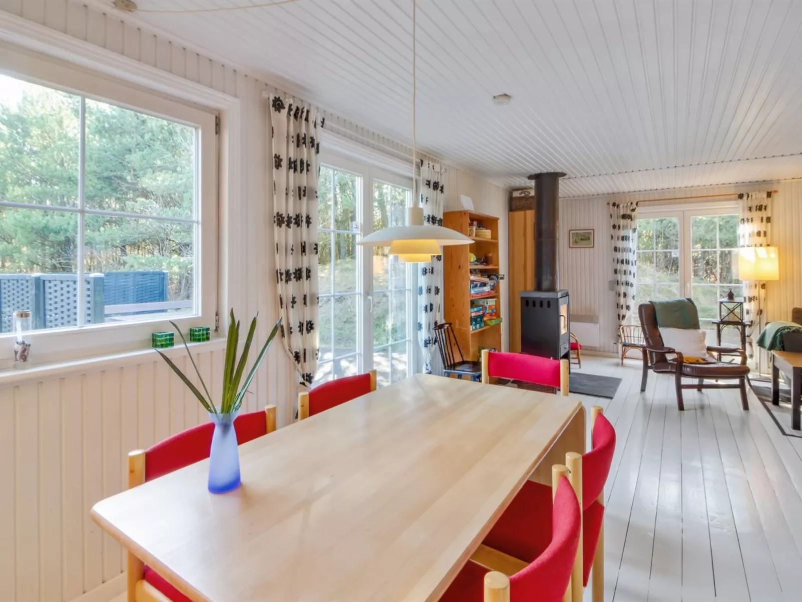 "Eimi" - 1.5km from the sea-Binnen