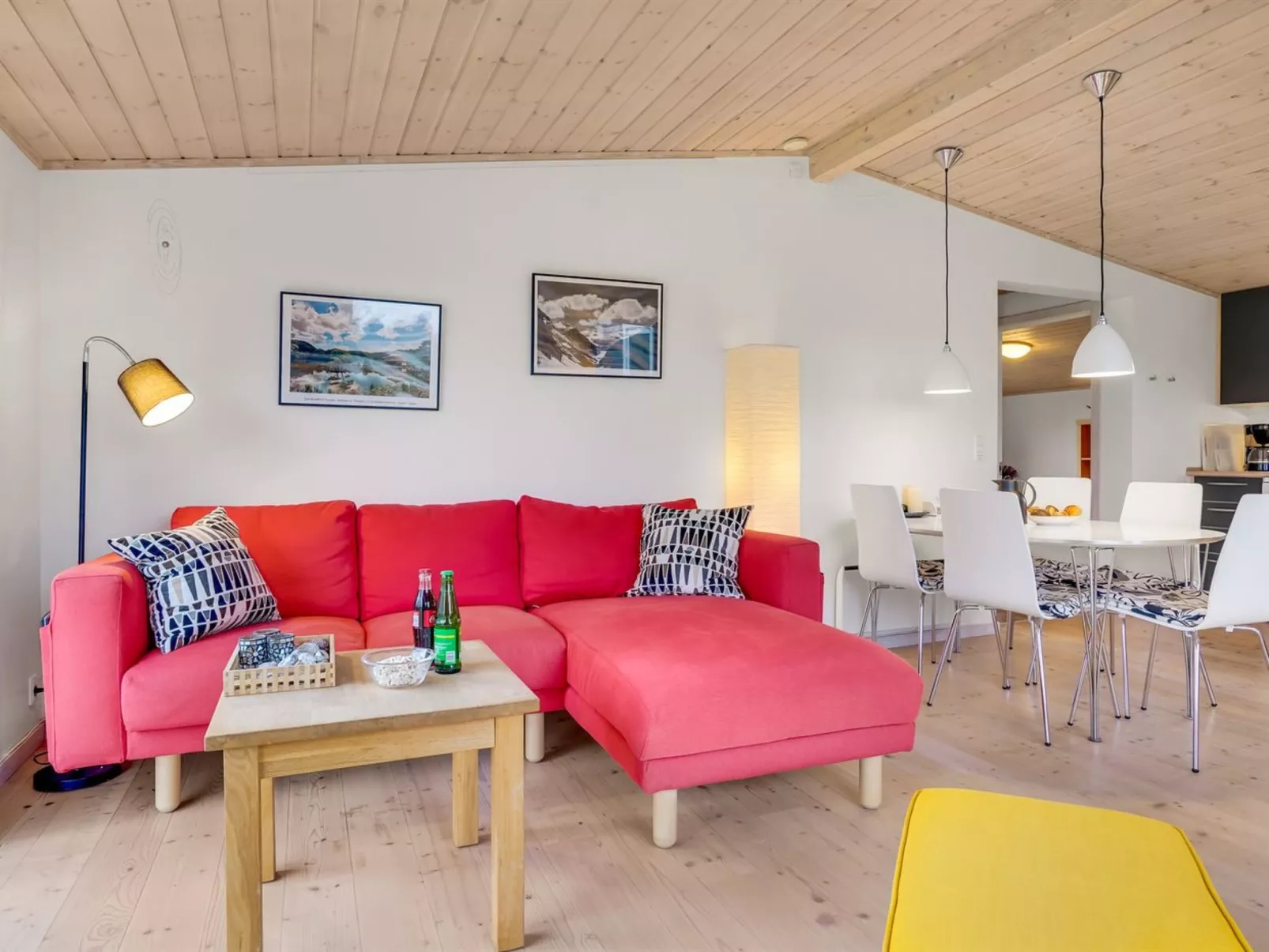 "Bassi" - 650m from the sea-Binnen