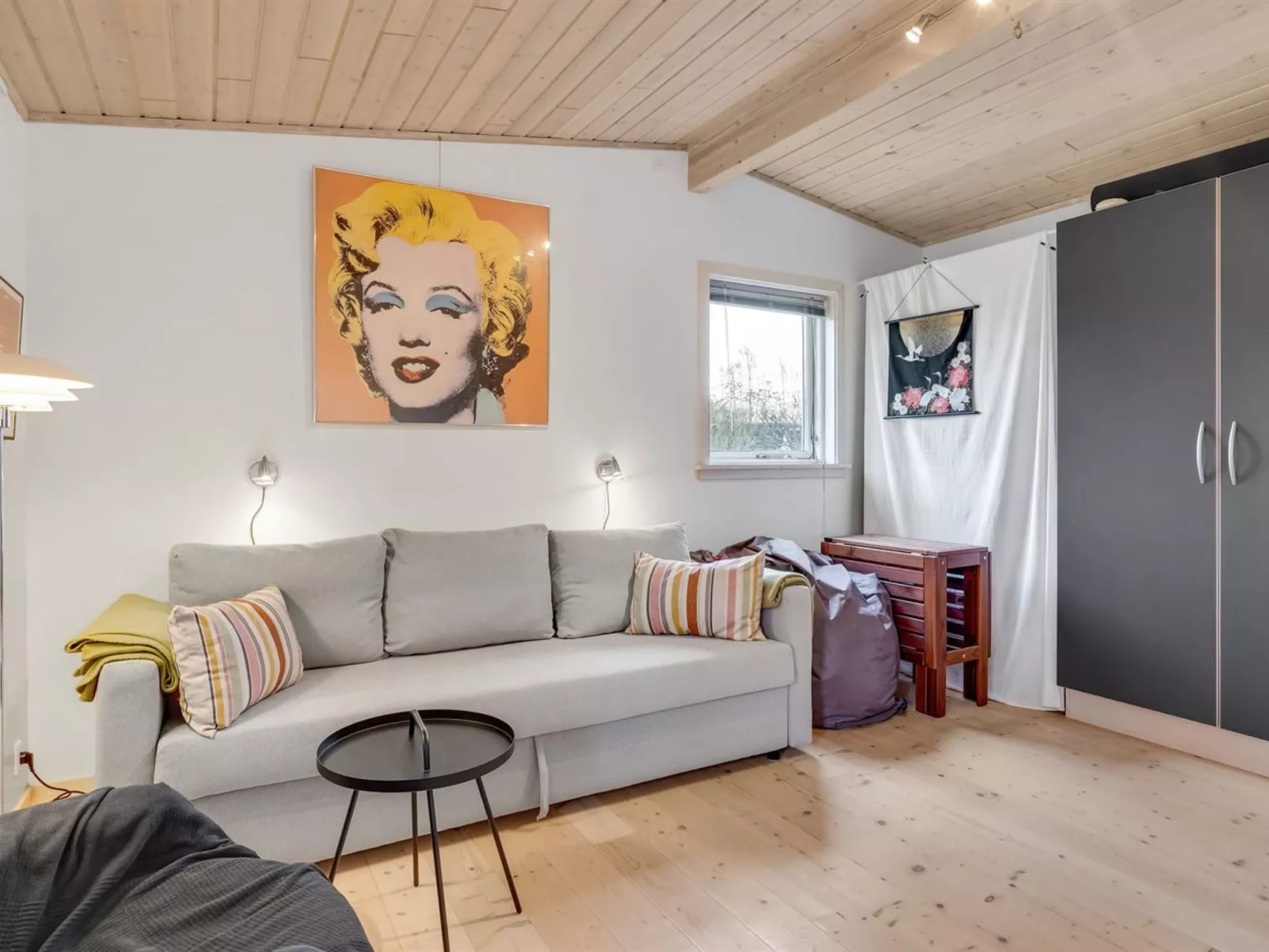 "Bassi" - 650m from the sea-Binnen