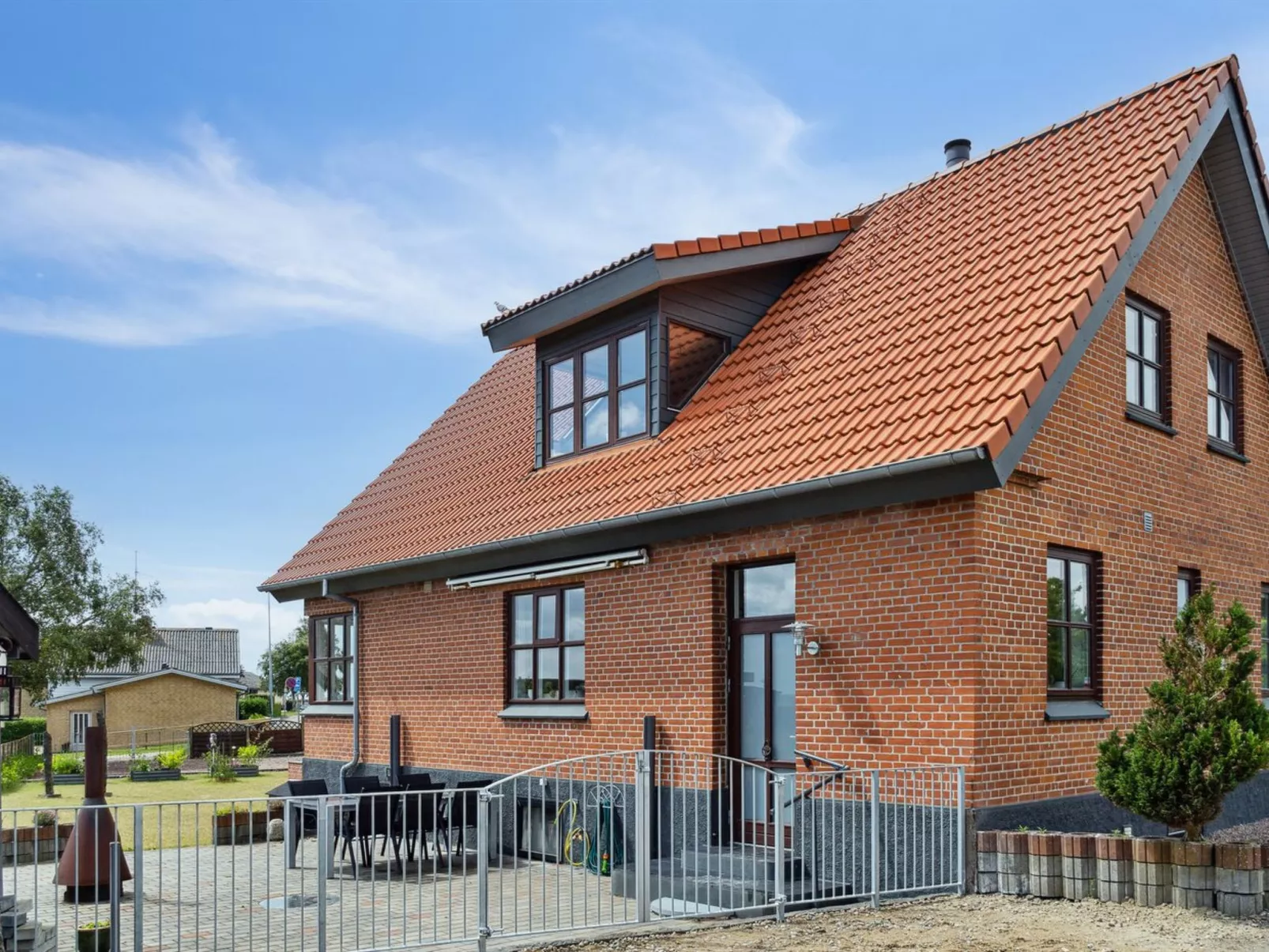 "Amely" - 500m from the sea-Buiten