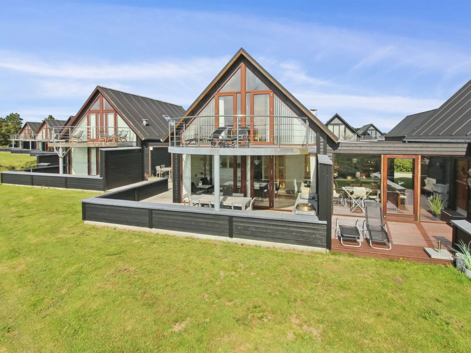 "Merisa" - 2.5km from the sea-Binnen