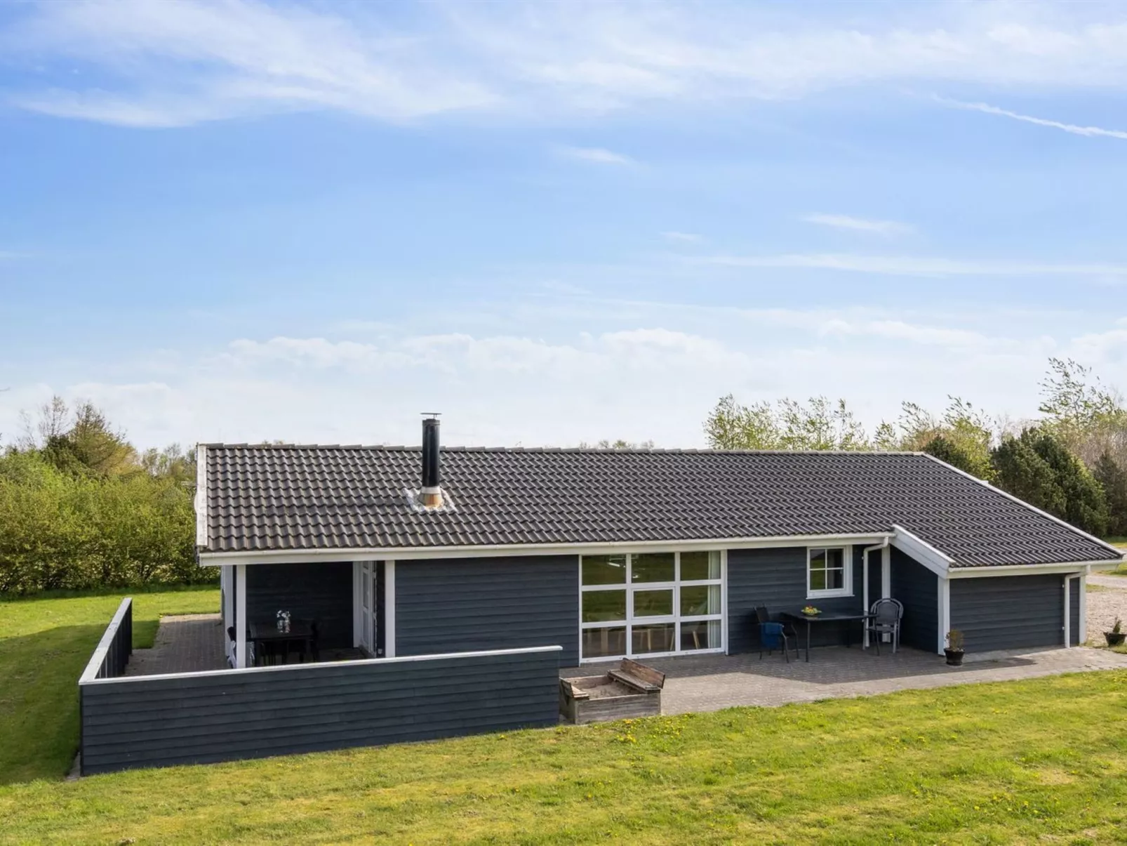 "Tinka" - 1.2km to the inlet-Buiten