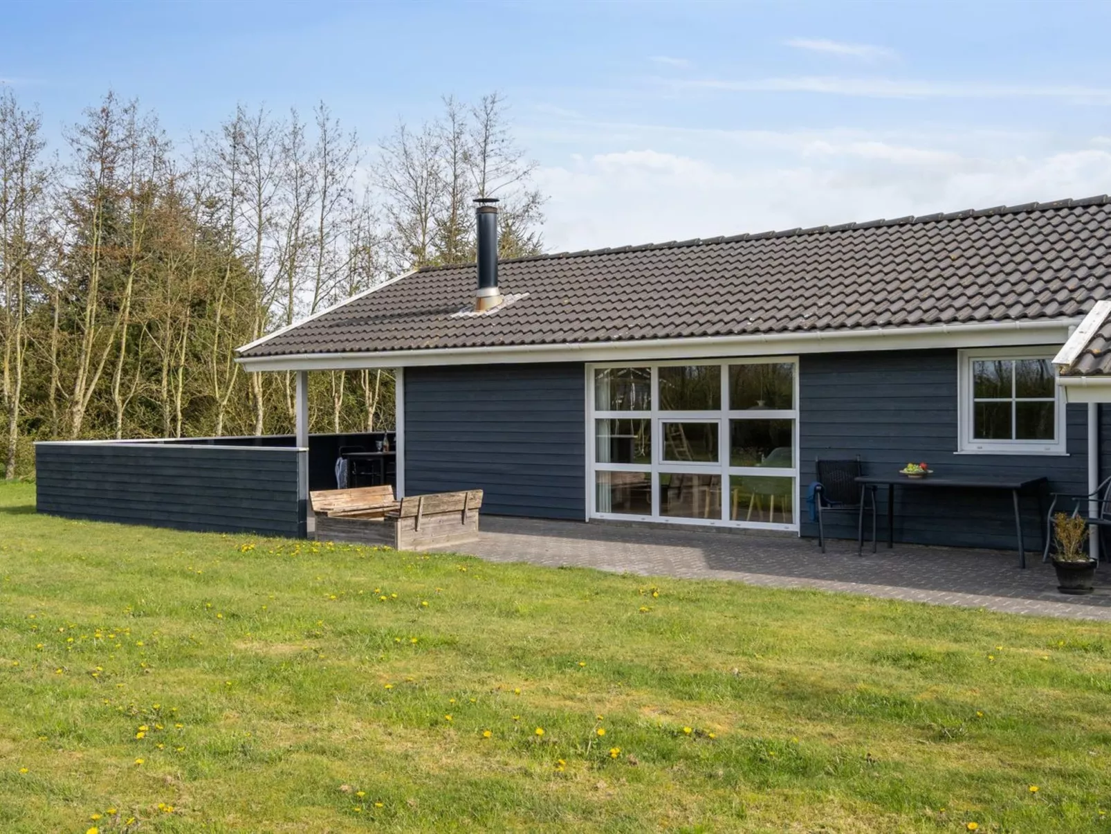 "Tinka" - 1.2km to the inlet-Buiten