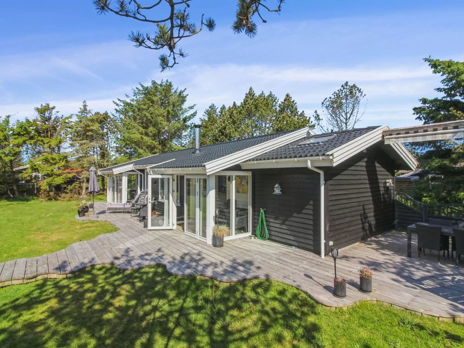 "Ulli" - 1.6km from the sea-Buiten