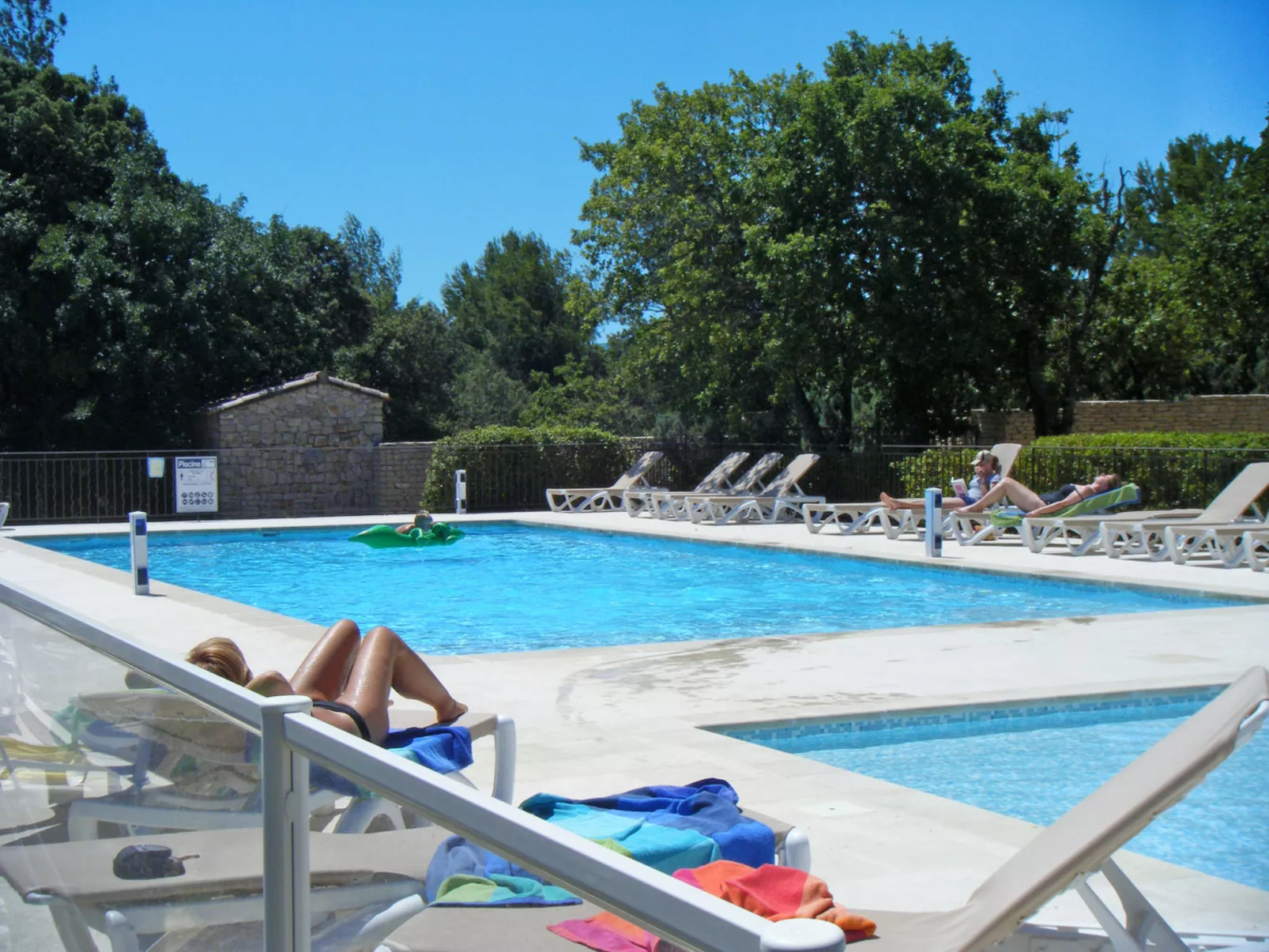 La Bastide des Chênes-Buiten