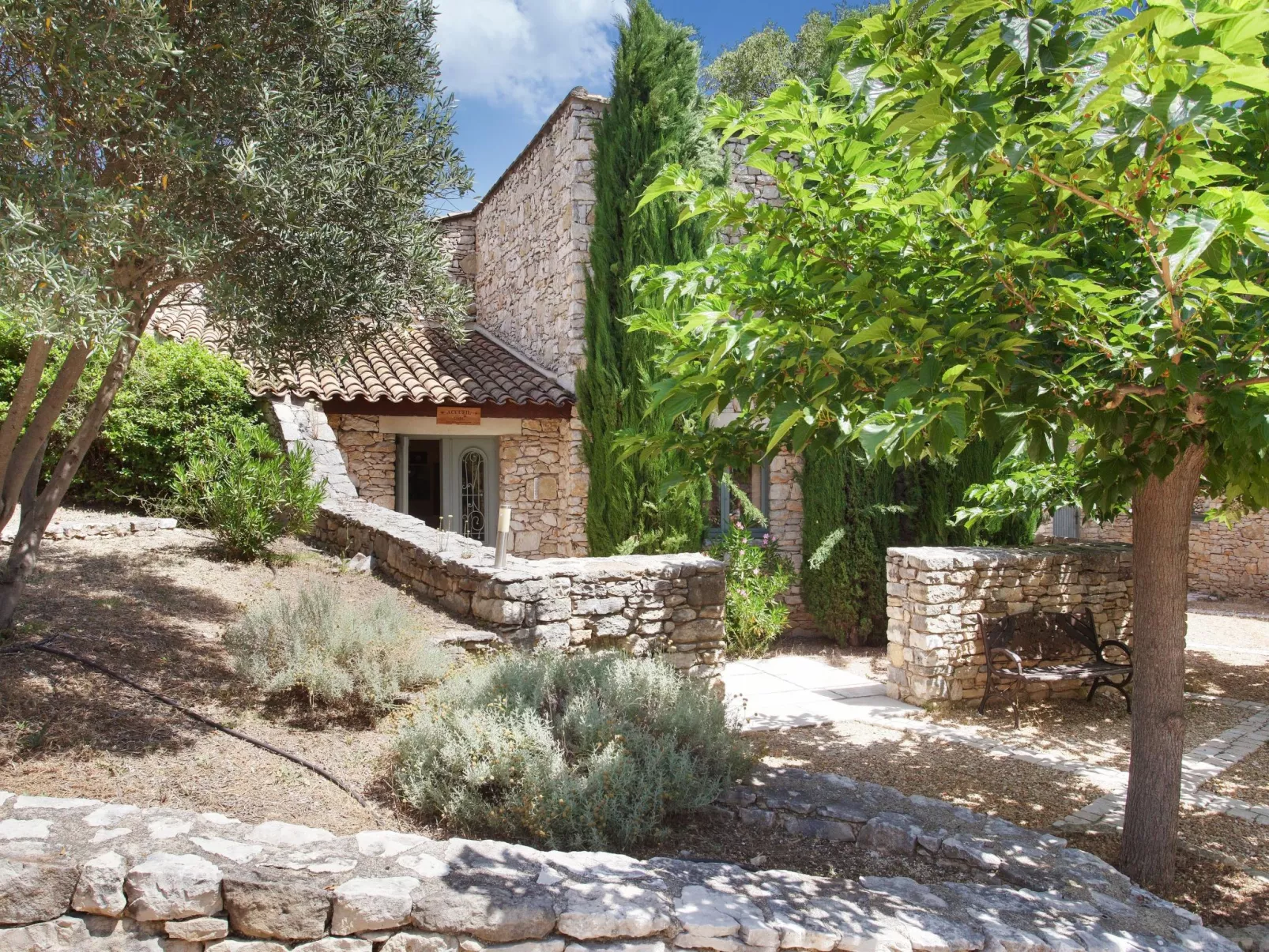 La Bastide des Chênes-Buiten