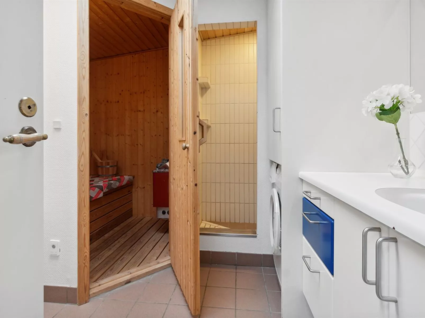 "Sanela" - 25m from the sea-Buiten