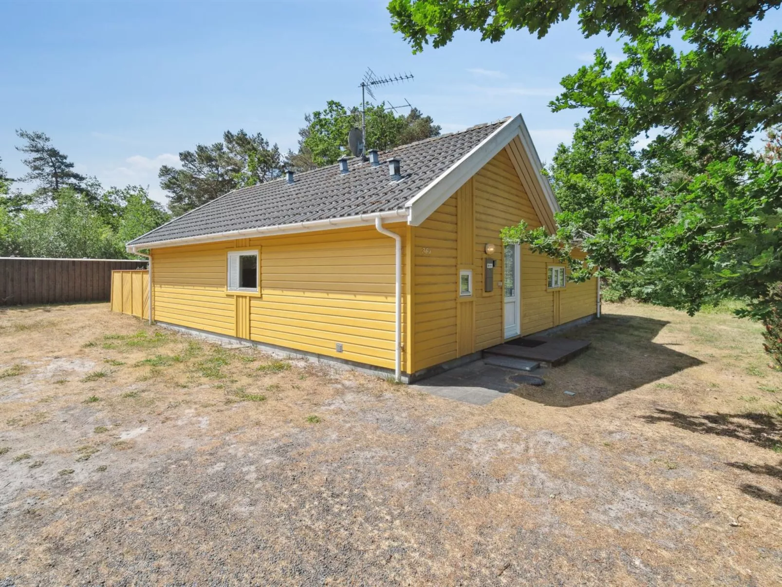 "Anly" - 250m from the sea-Buiten