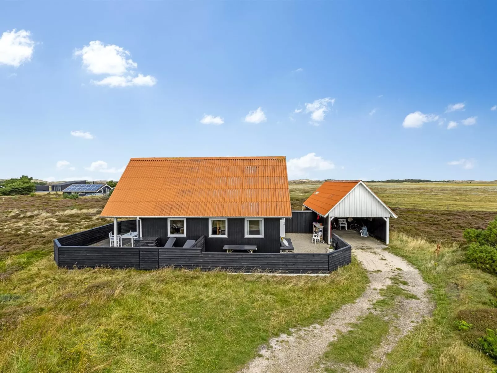 "Teda" - 2km from the sea-Buiten