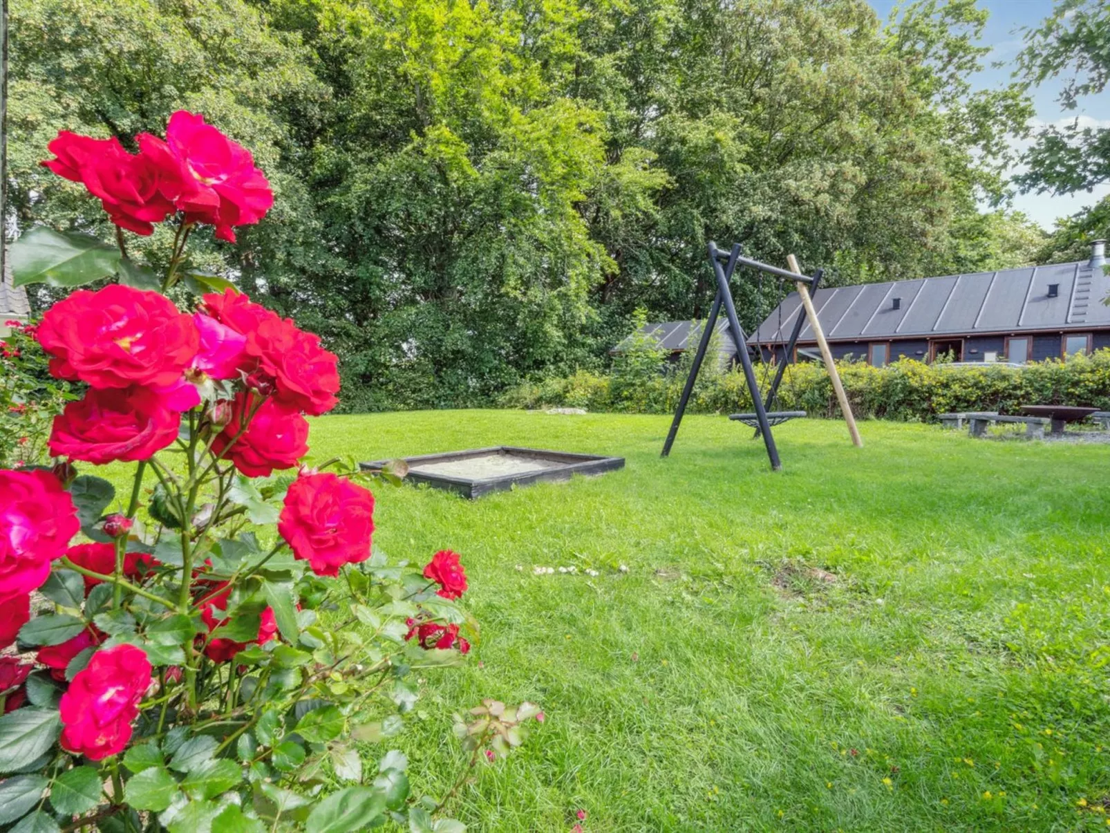 "Edin" - 150m from the sea-Buiten