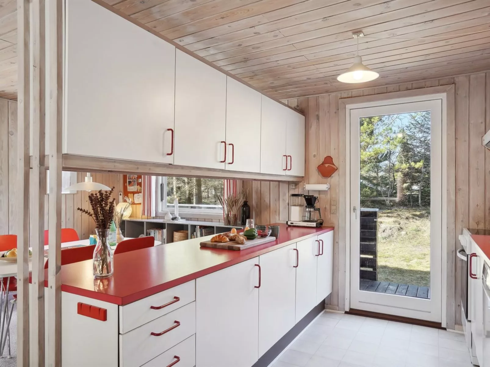 "Eriksine" - 1.9km from the sea-Binnen