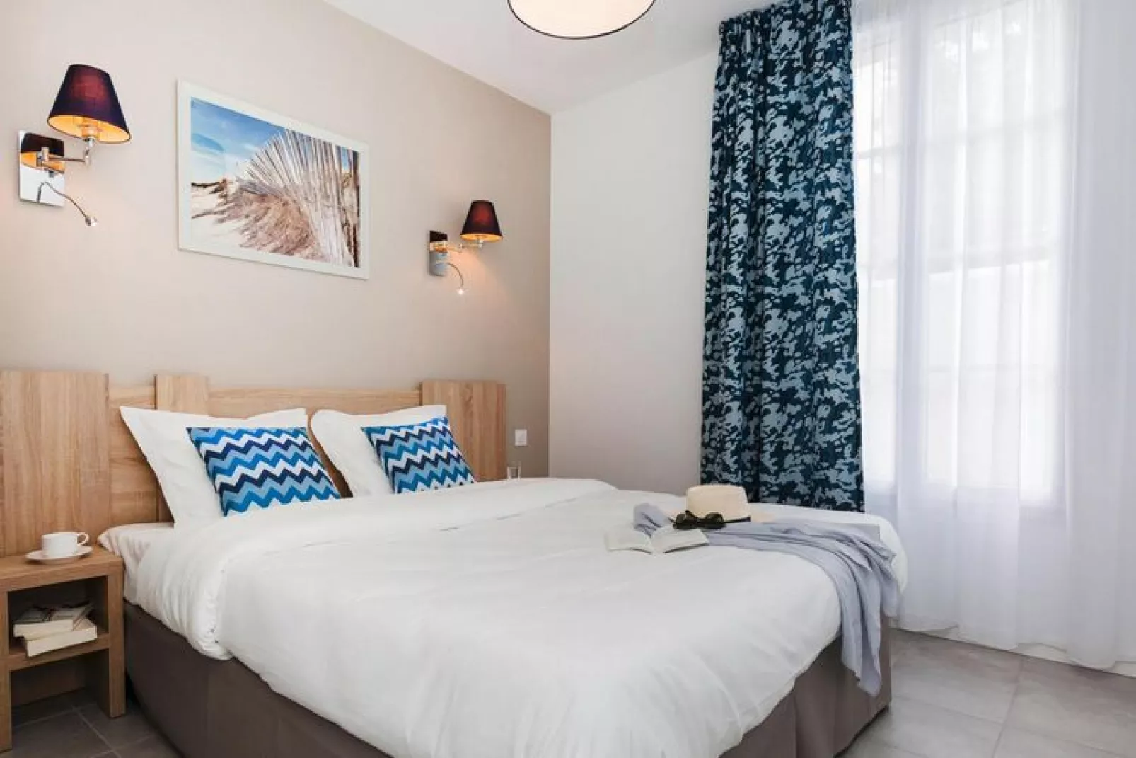 Appartement in Rivedoux-Plage met gemeenschappelijk zwembad-Slaapkamer