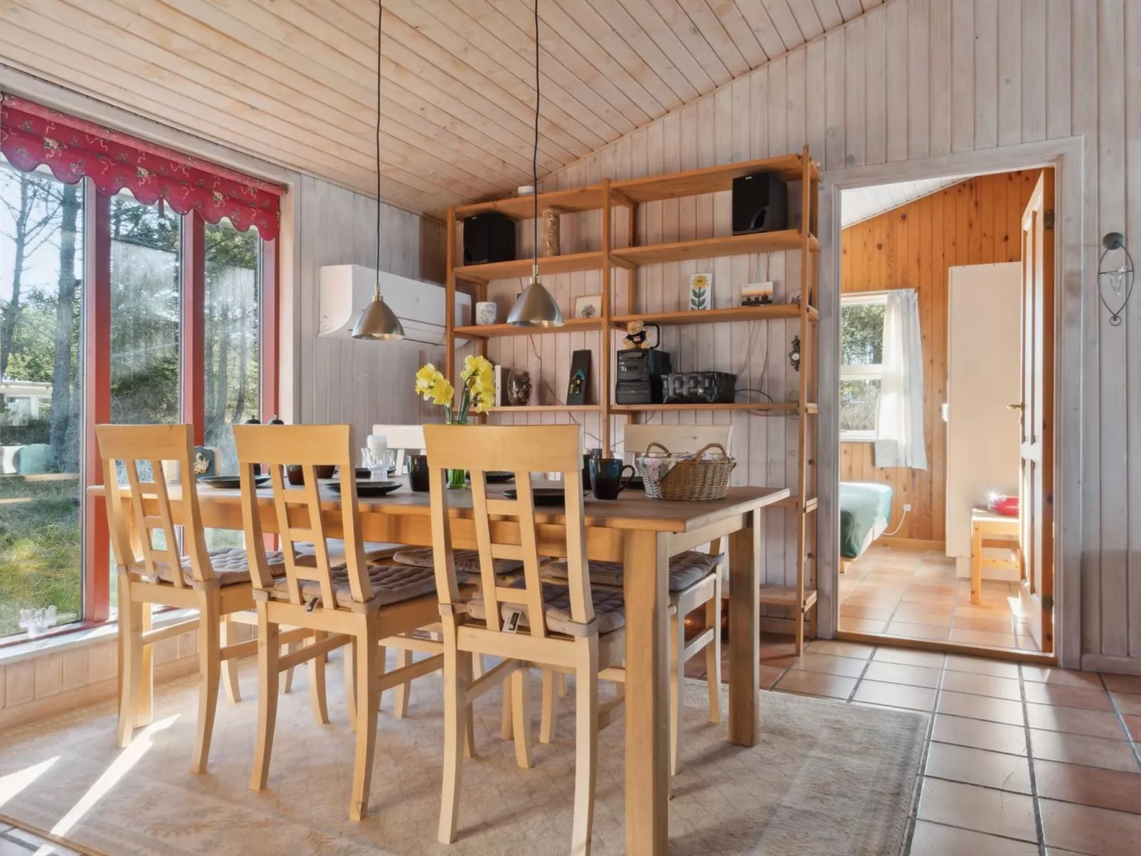 "Jytte" - 1.7km from the sea-Binnen