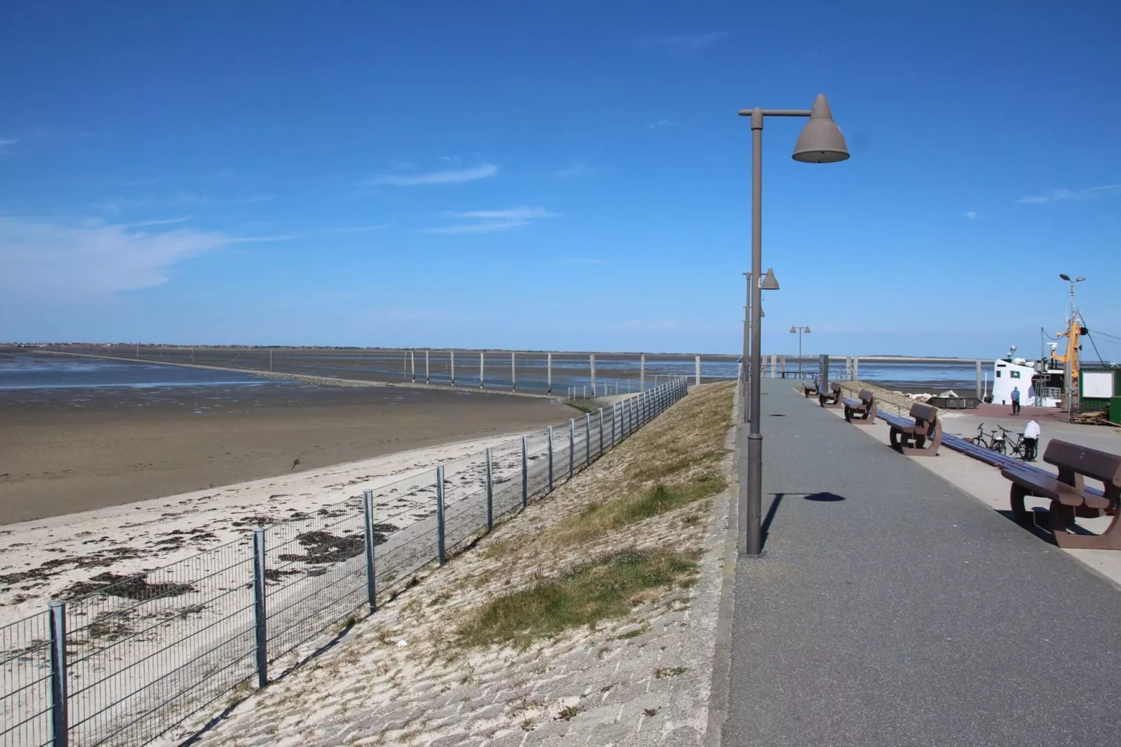 Großes Ferienhaus in einer Feriensiedlung-Gebieden zomer 5km