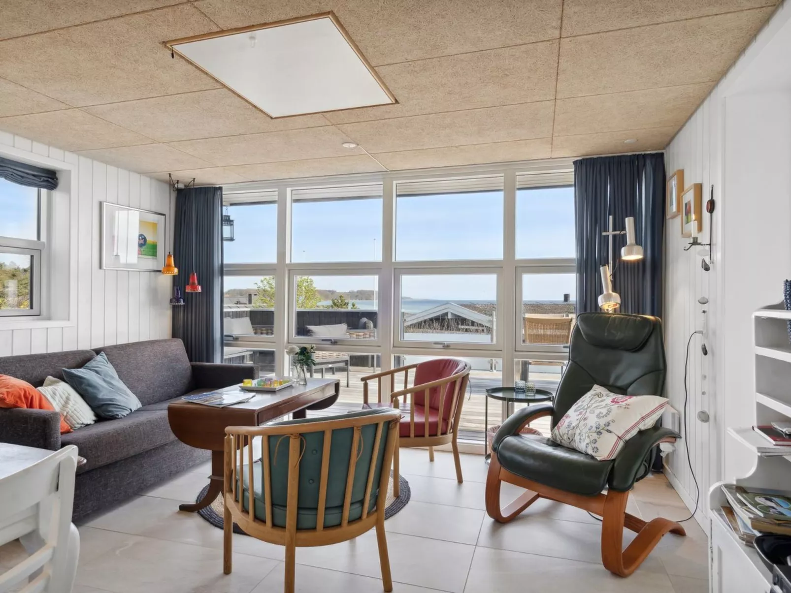 "Steen" - 30m from the sea-Binnen
