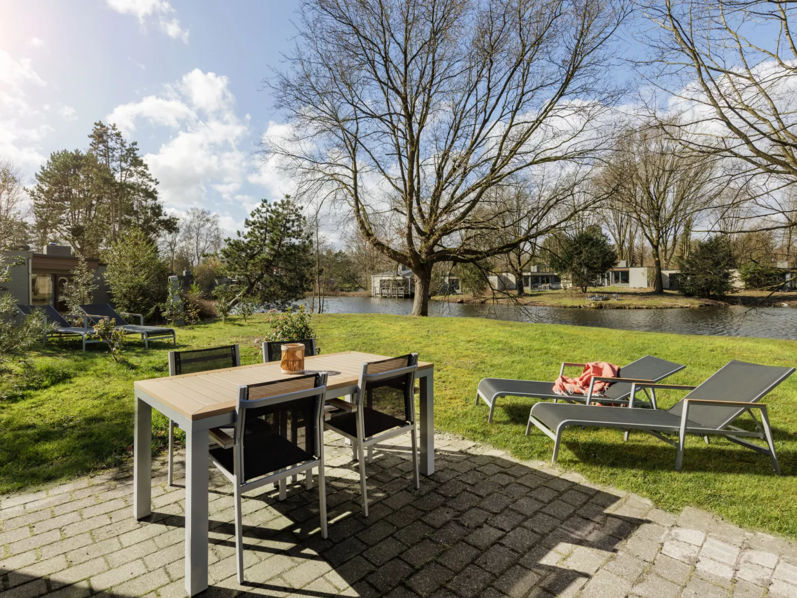 Premium Cottage-Buiten