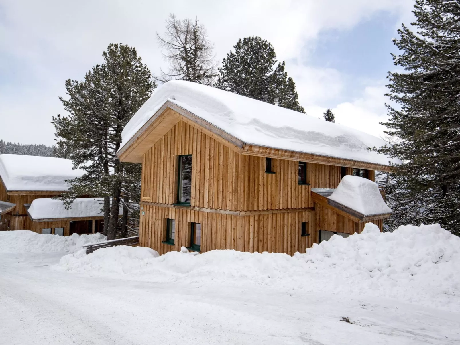 #28 mit Sauna und Sprudelbad innen-Buiten