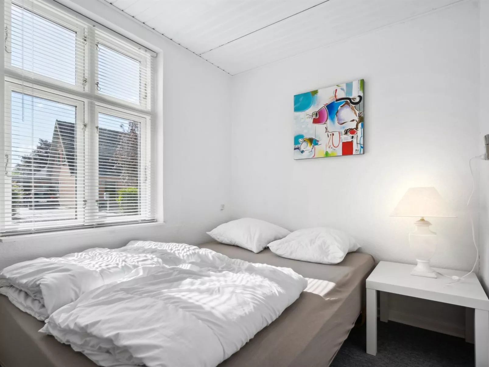 "Essie" - 20km from the sea-Binnen