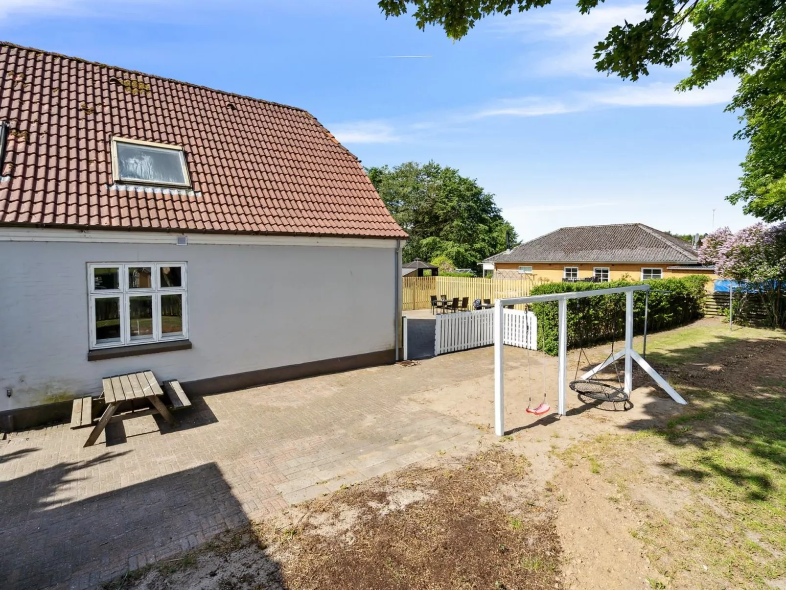 "Essie" - 20km from the sea-Buiten