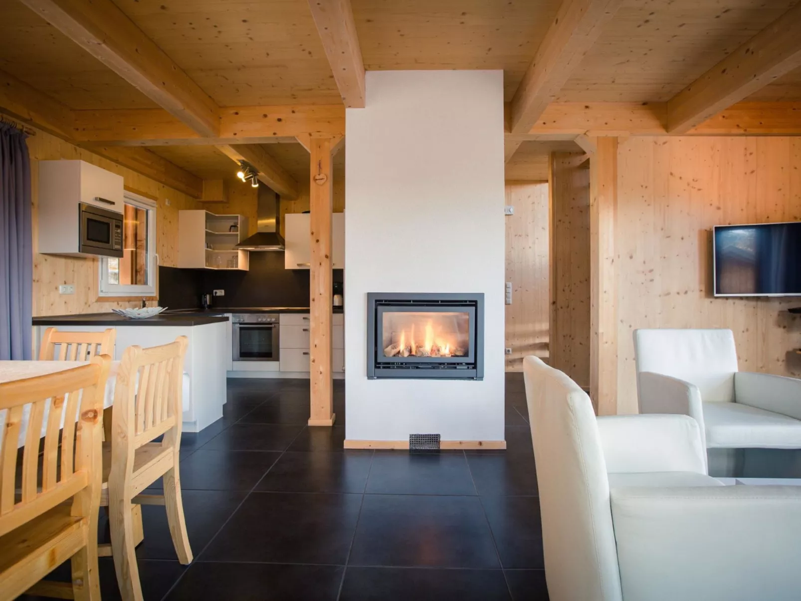 #9 mit IR-Sauna & Sprudelwanne Innen-Binnen